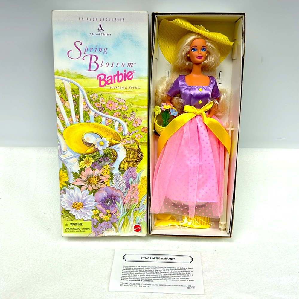 - Vintage 1995 Avon Special Edition SPRING BLOSSOM BARBIE in box